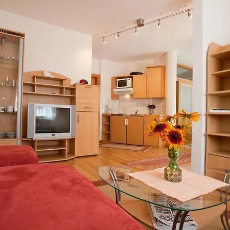 Familiengaestehaus Ingrid Apartmán