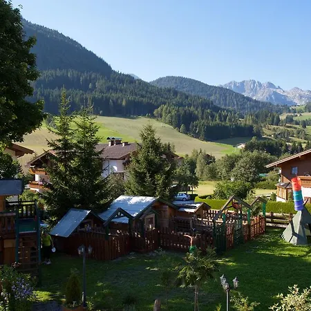 Familiengaestehaus Ingrid * Sankt Martin am Tennengebirge