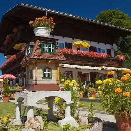 Apartmán Familiengaestehaus Ingrid