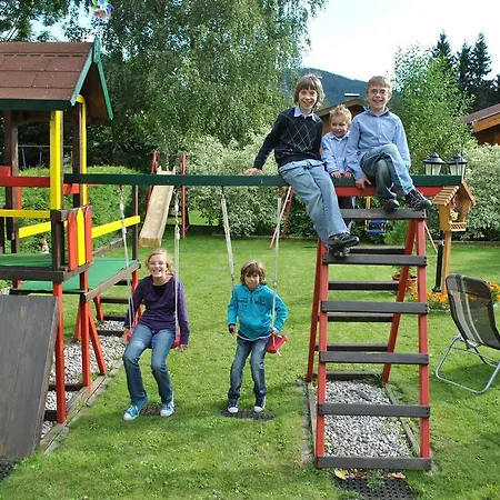 Familiengaestehaus Ingrid Apartamento Sankt Martin am Tennengebirge